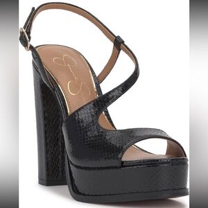 Jessica Simpson Snakeskin Platform Heels..Sz 9..NEW.!